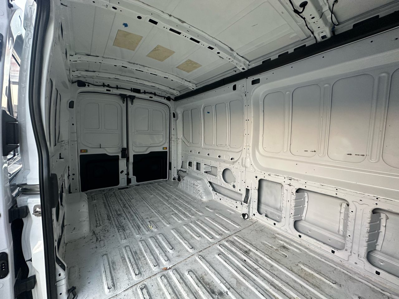 Ford Transit Cargo Van T-250 130" Med Rf 9070 GVWR AWD 2023