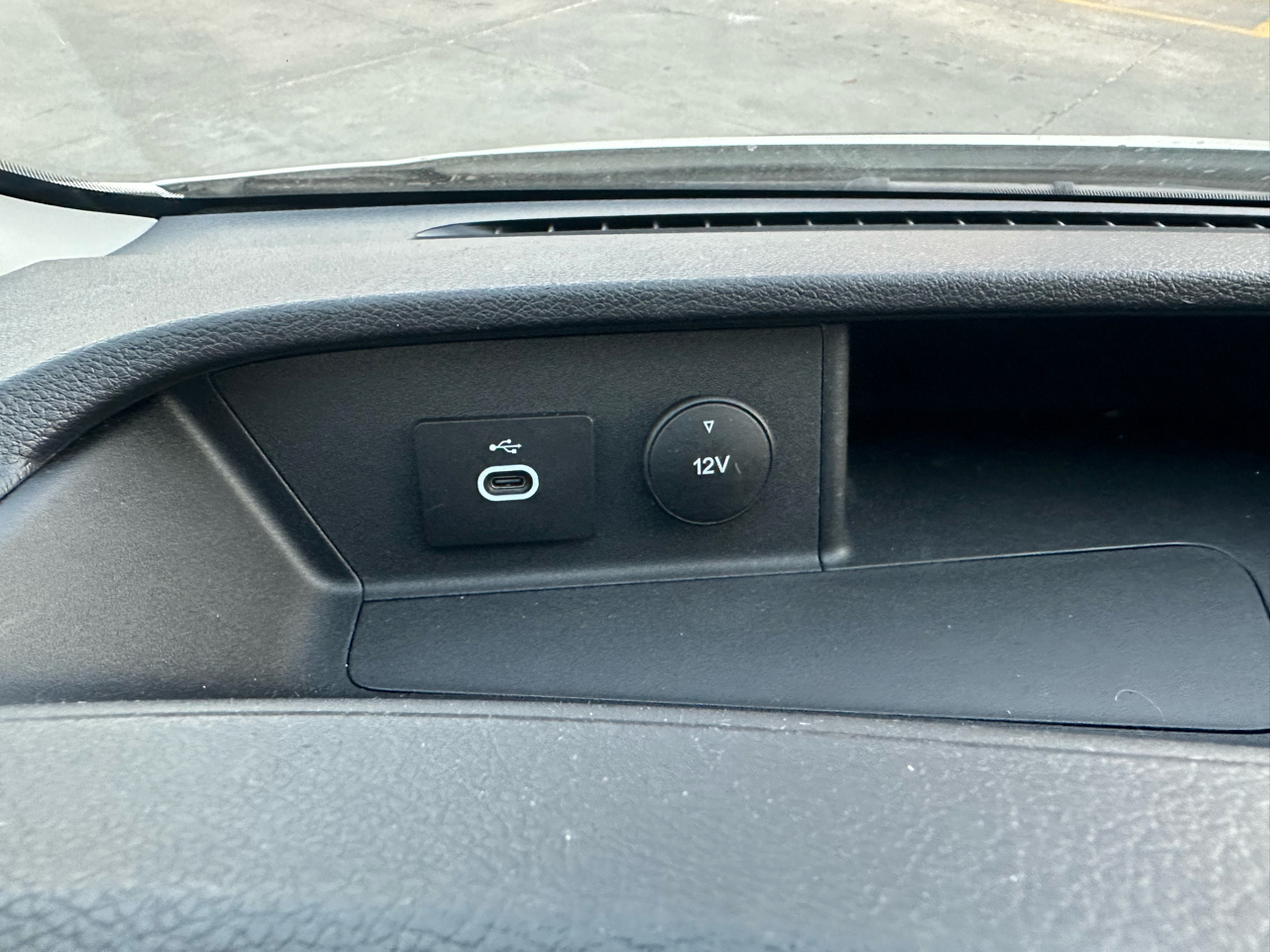 Ford Transit Cargo Van T-250 130" Med Rf 9070 GVWR AWD 2023