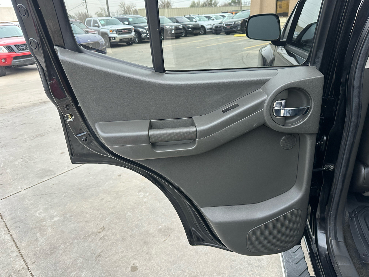 Nissan Xterra 4WD 4dr Auto Pro-4X 2011