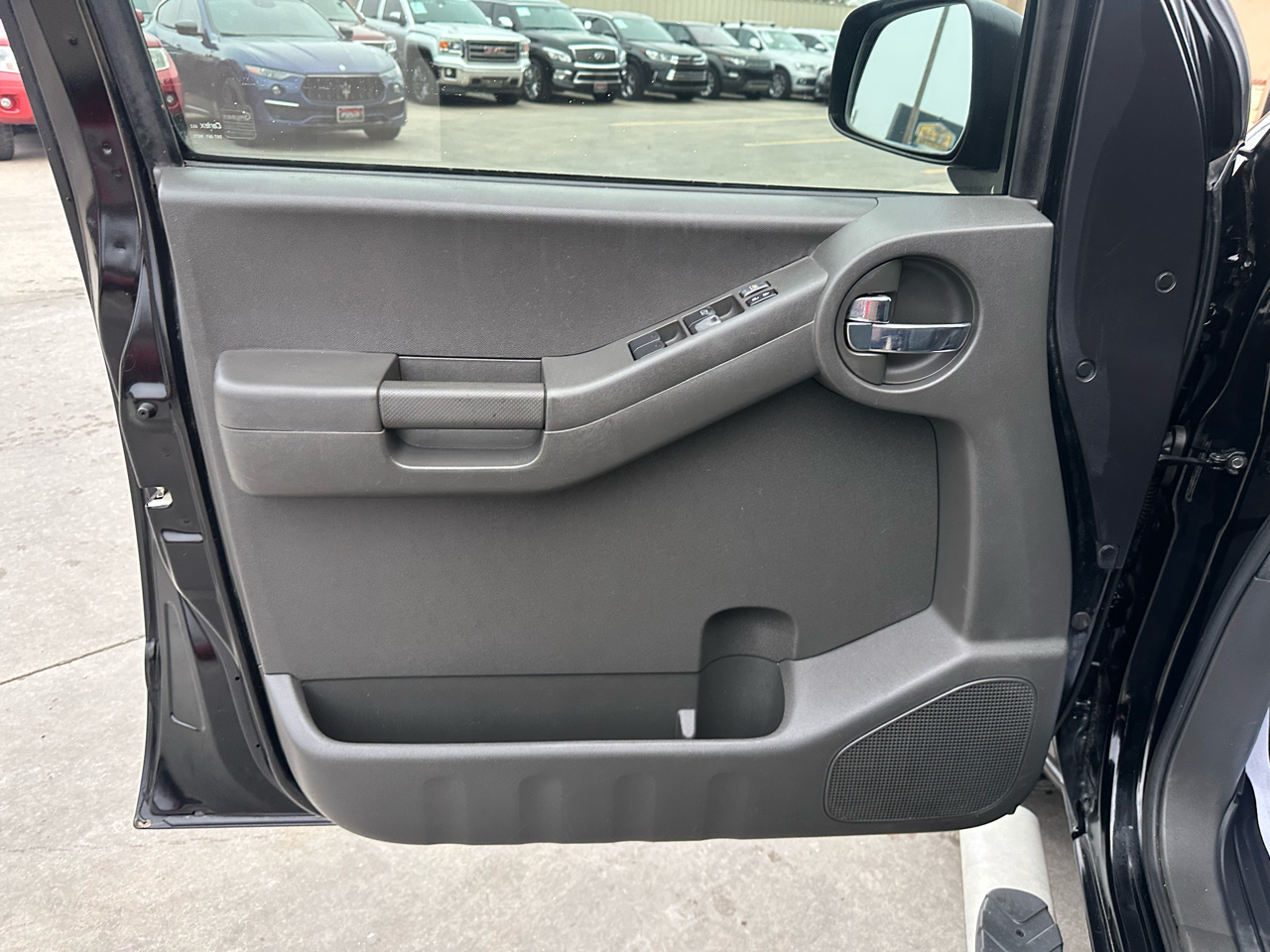 Nissan Xterra 4WD 4dr Auto Pro-4X 2011