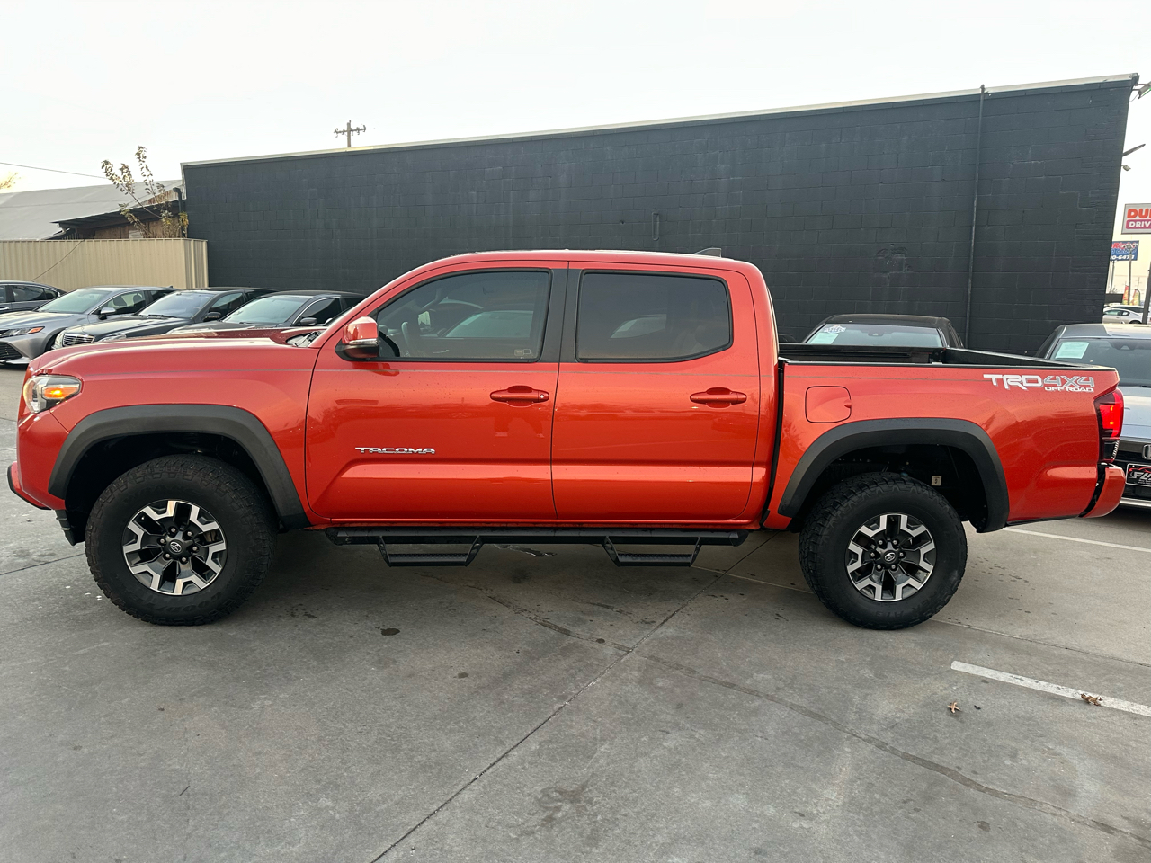 Toyota Tacoma SR Double Cab 5' Bed V6 4x4 AT (Natl) 2018