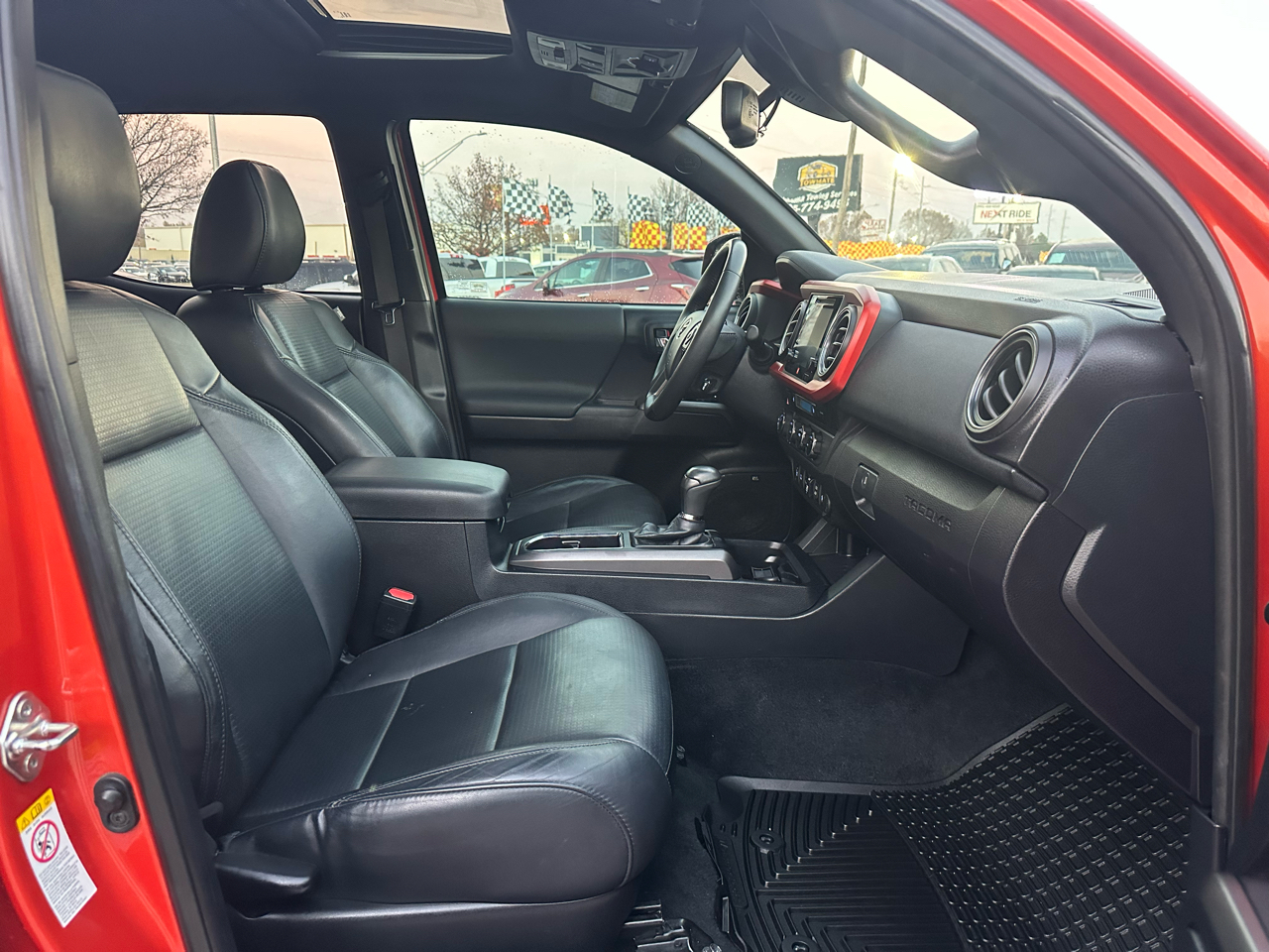 Toyota Tacoma SR Double Cab 5' Bed V6 4x4 AT (Natl) 2018