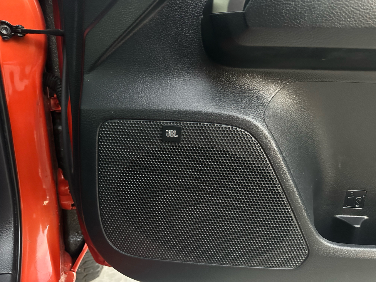 Toyota Tacoma SR Double Cab 5' Bed V6 4x4 AT (Natl) 2018