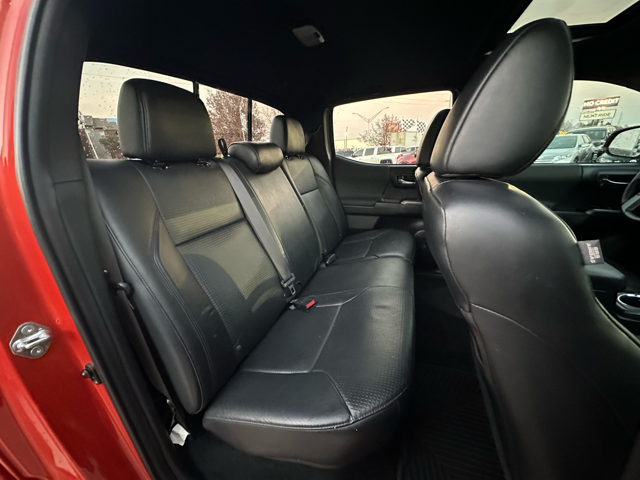 Toyota Tacoma SR Double Cab 5' Bed V6 4x4 AT (Natl) 2018