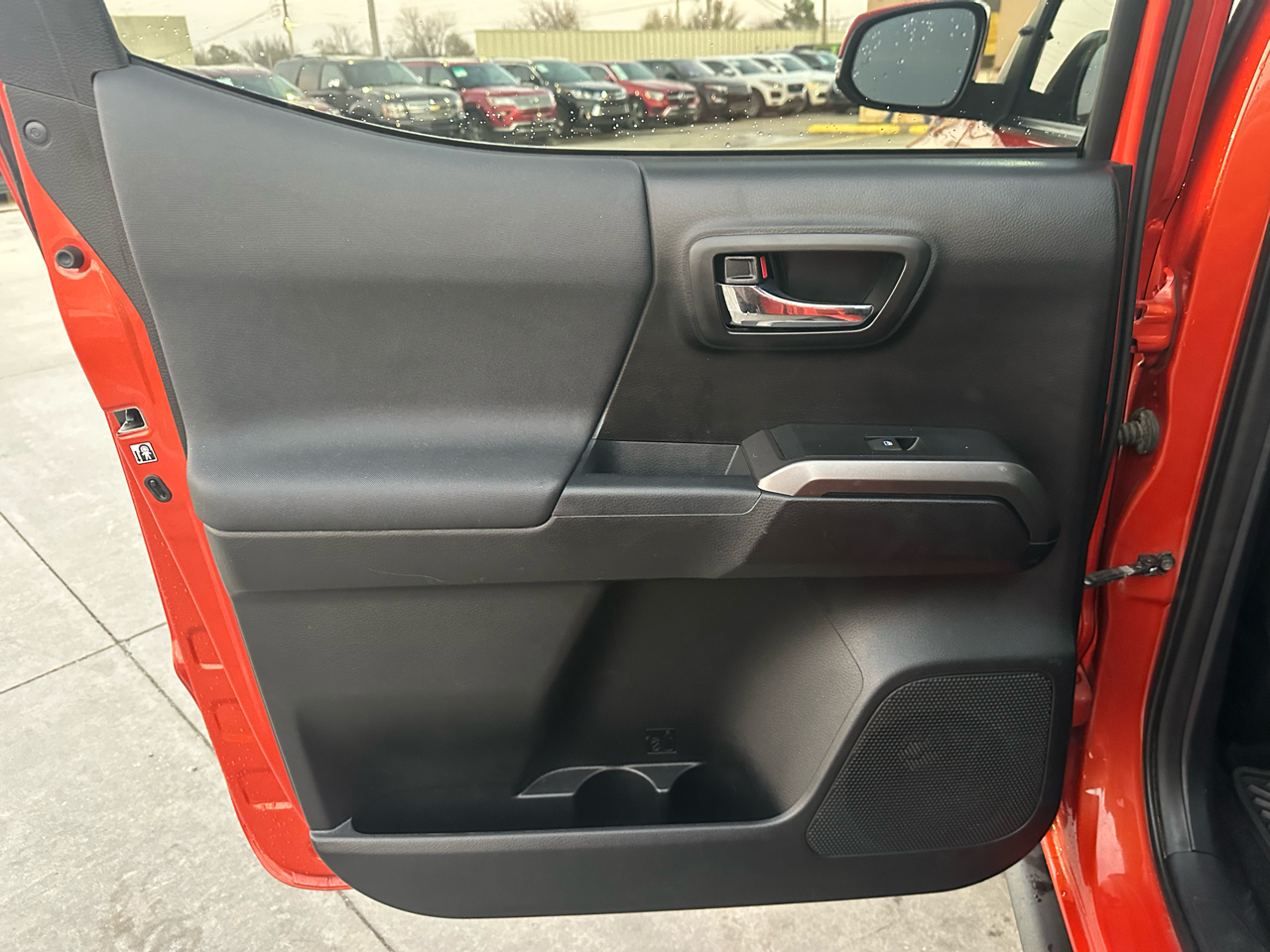 Toyota Tacoma SR Double Cab 5' Bed V6 4x4 AT (Natl) 2018