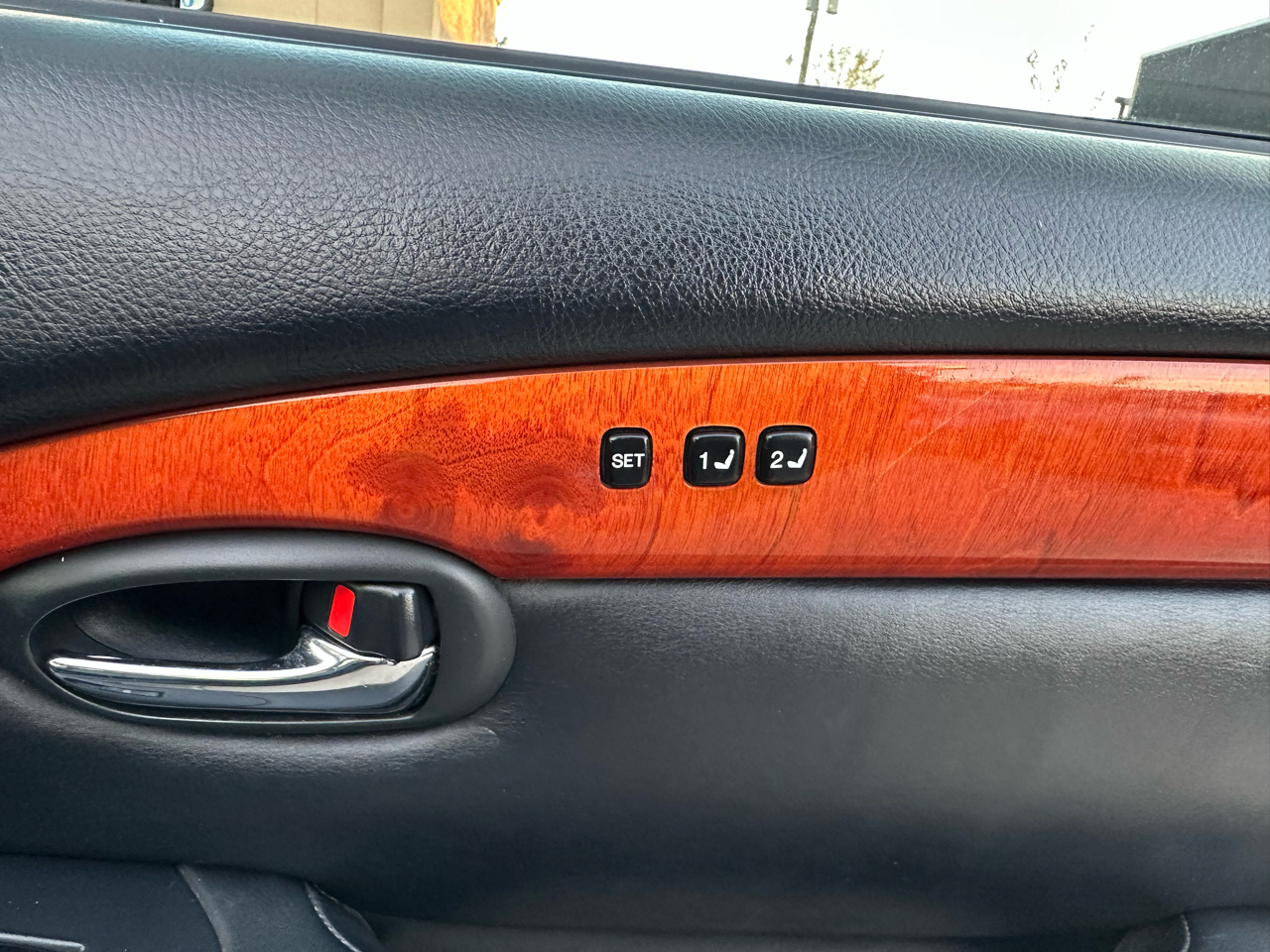 Lexus SC 430 2dr Convertible 2003