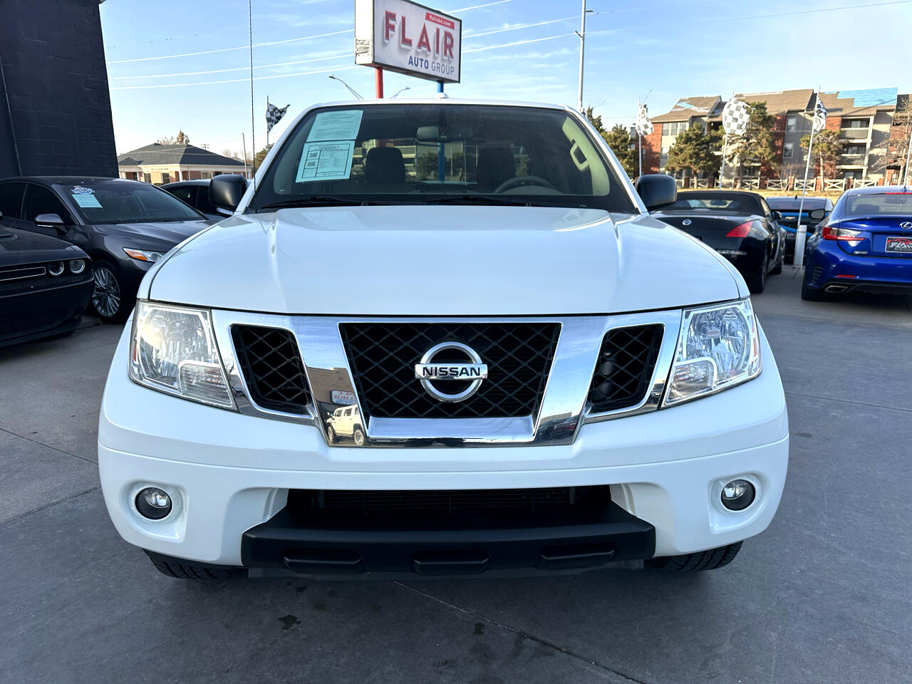 Nissan Frontier 2WD Crew Cab SWB Auto SV 2013
