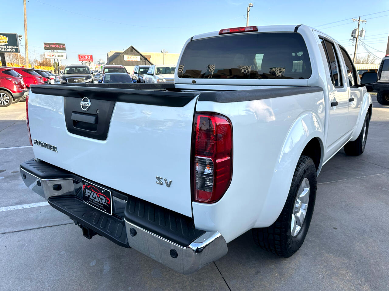 Nissan Frontier 2WD Crew Cab SWB Auto SV 2013