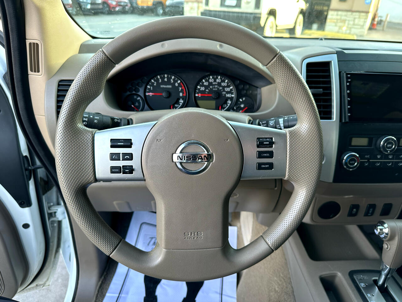 Nissan Frontier 2WD Crew Cab SWB Auto SV 2013