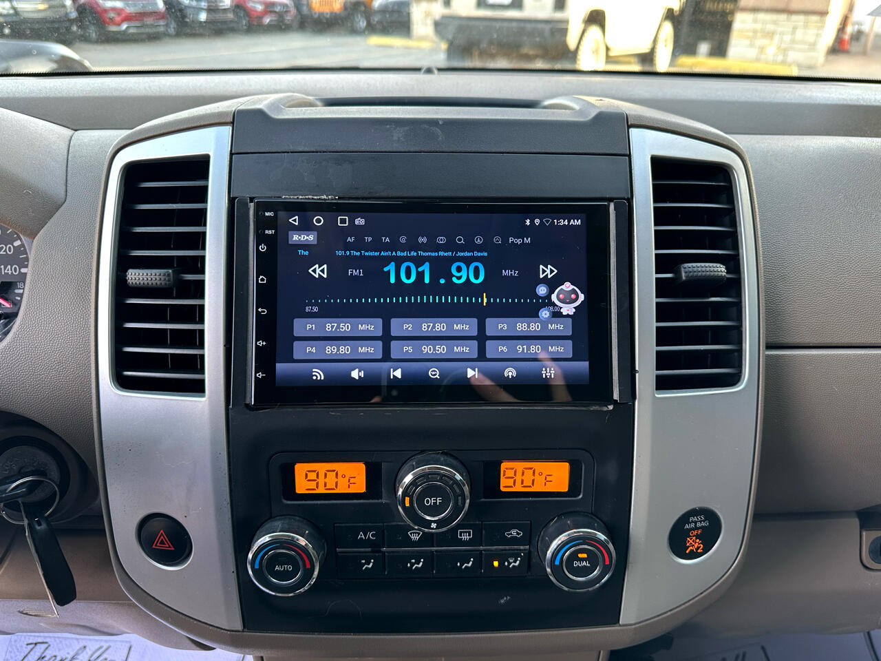 Nissan Frontier 2WD Crew Cab SWB Auto SV 2013