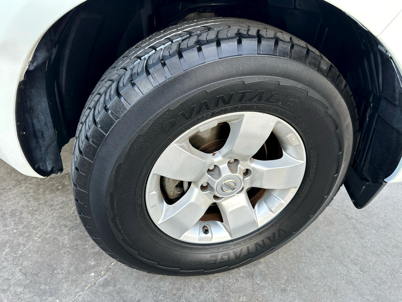 Nissan Frontier 2WD Crew Cab SWB Auto SV 2013