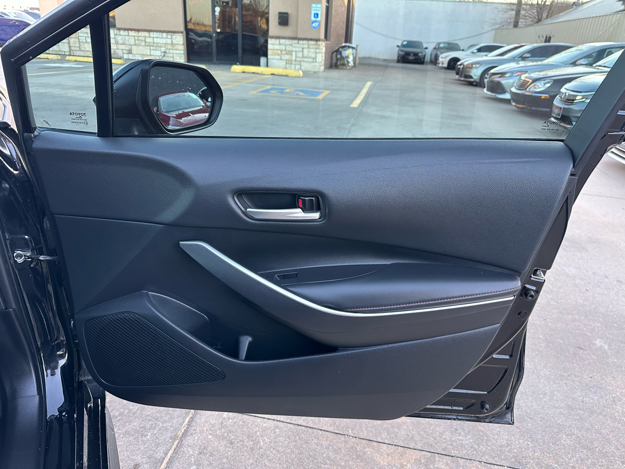 Toyota Corolla SE CVT (Natl) 2024