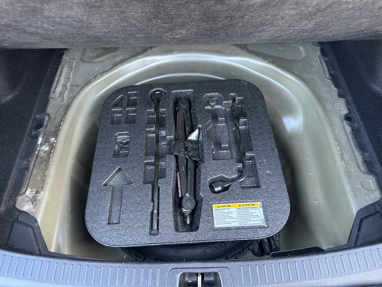 Toyota Corolla SE CVT (Natl) 2024