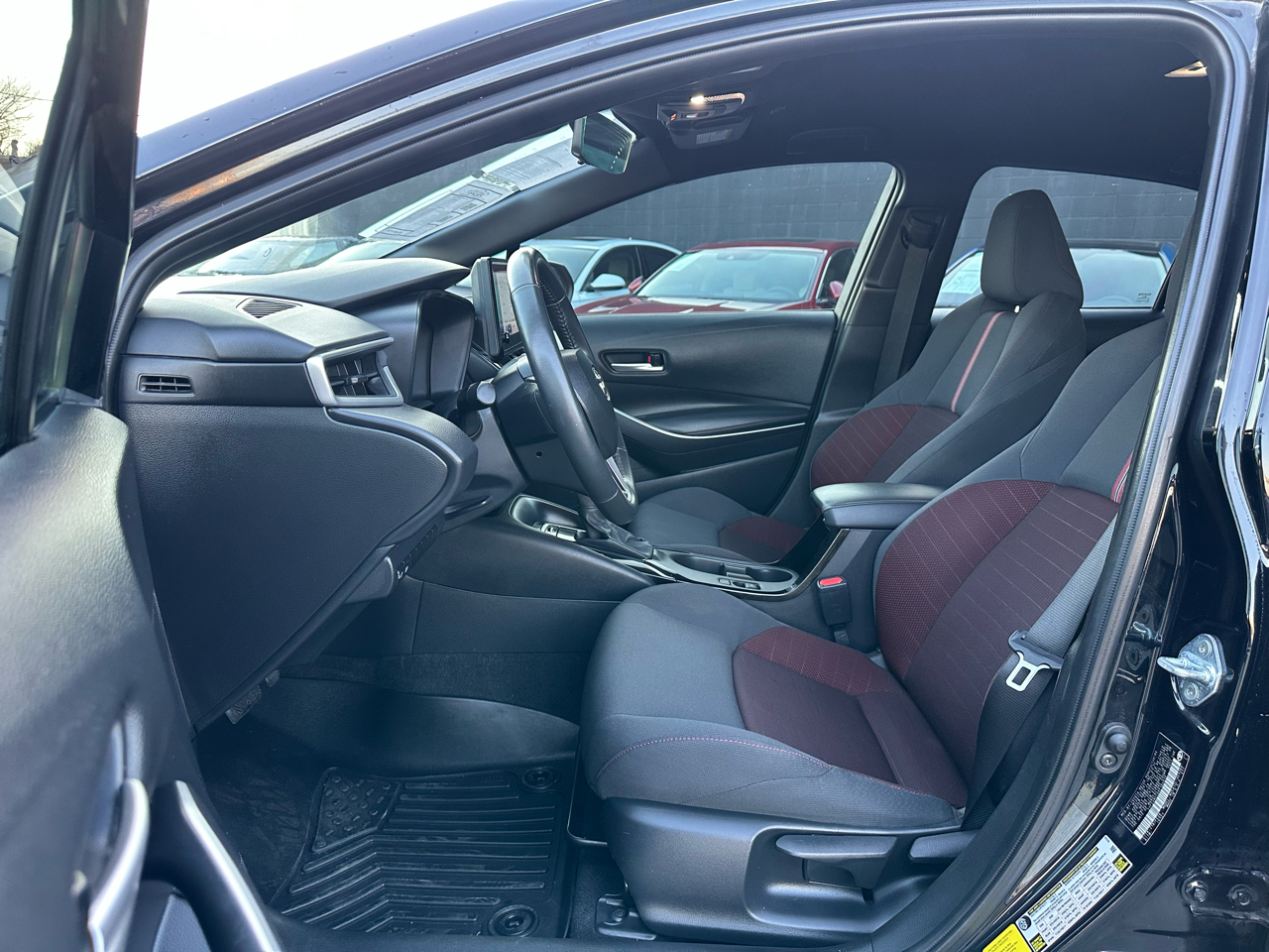 Toyota Corolla SE CVT (Natl) 2024