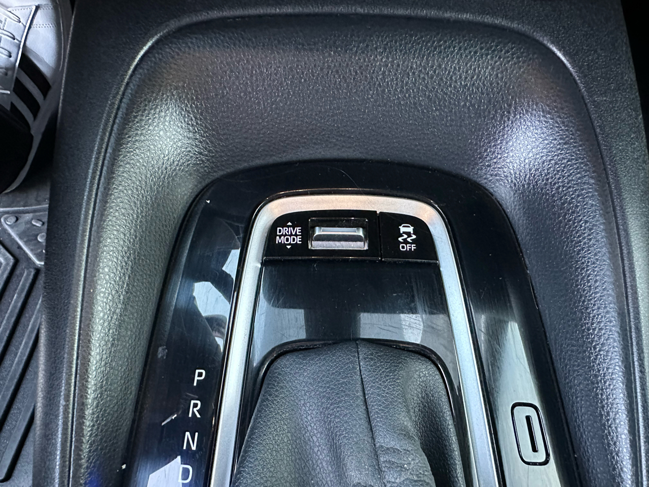 Toyota Corolla SE CVT (Natl) 2024