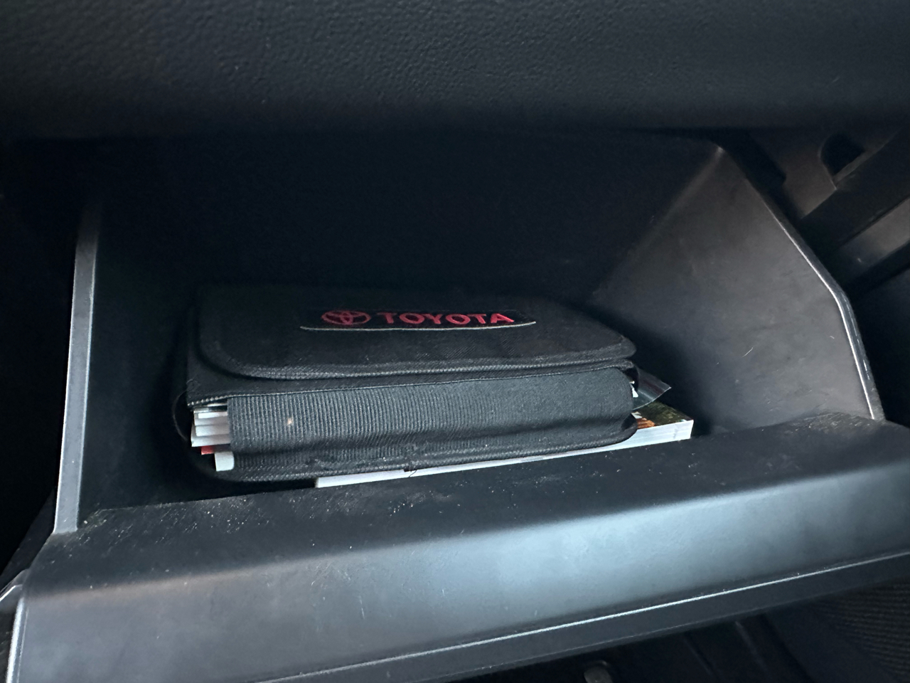 Toyota Corolla SE CVT (Natl) 2024