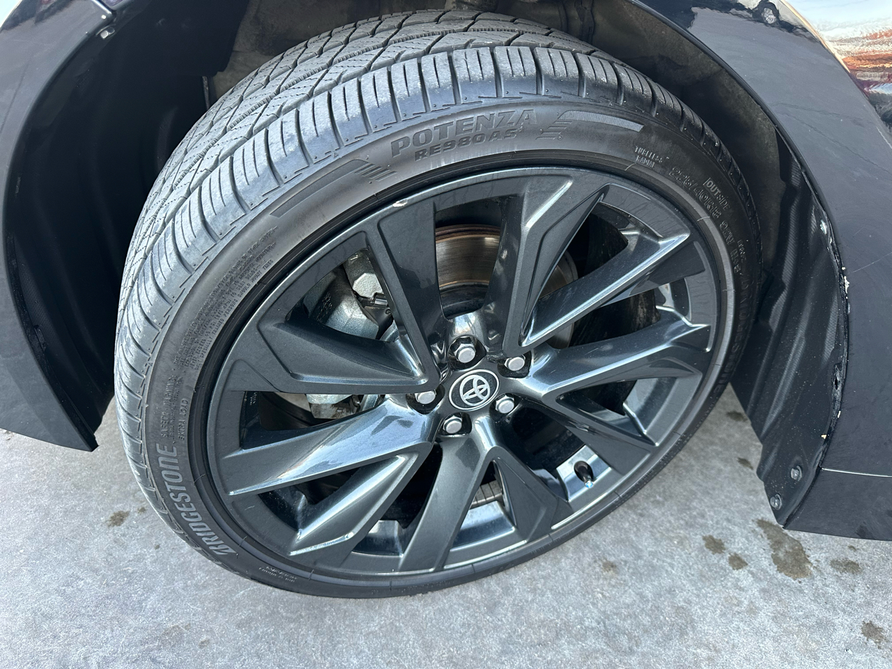 Toyota Corolla SE CVT (Natl) 2024