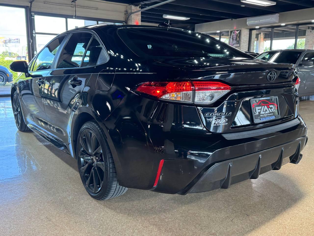Toyota Corolla SE CVT (Natl) 2024