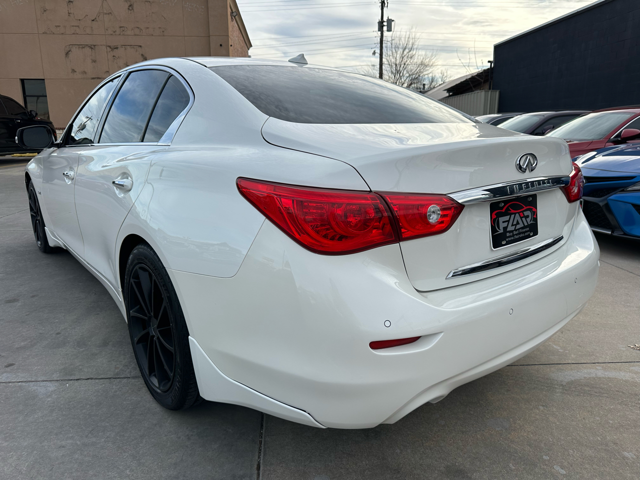 Infiniti Q50 4dr Sdn 2.0t Premium RWD 2016