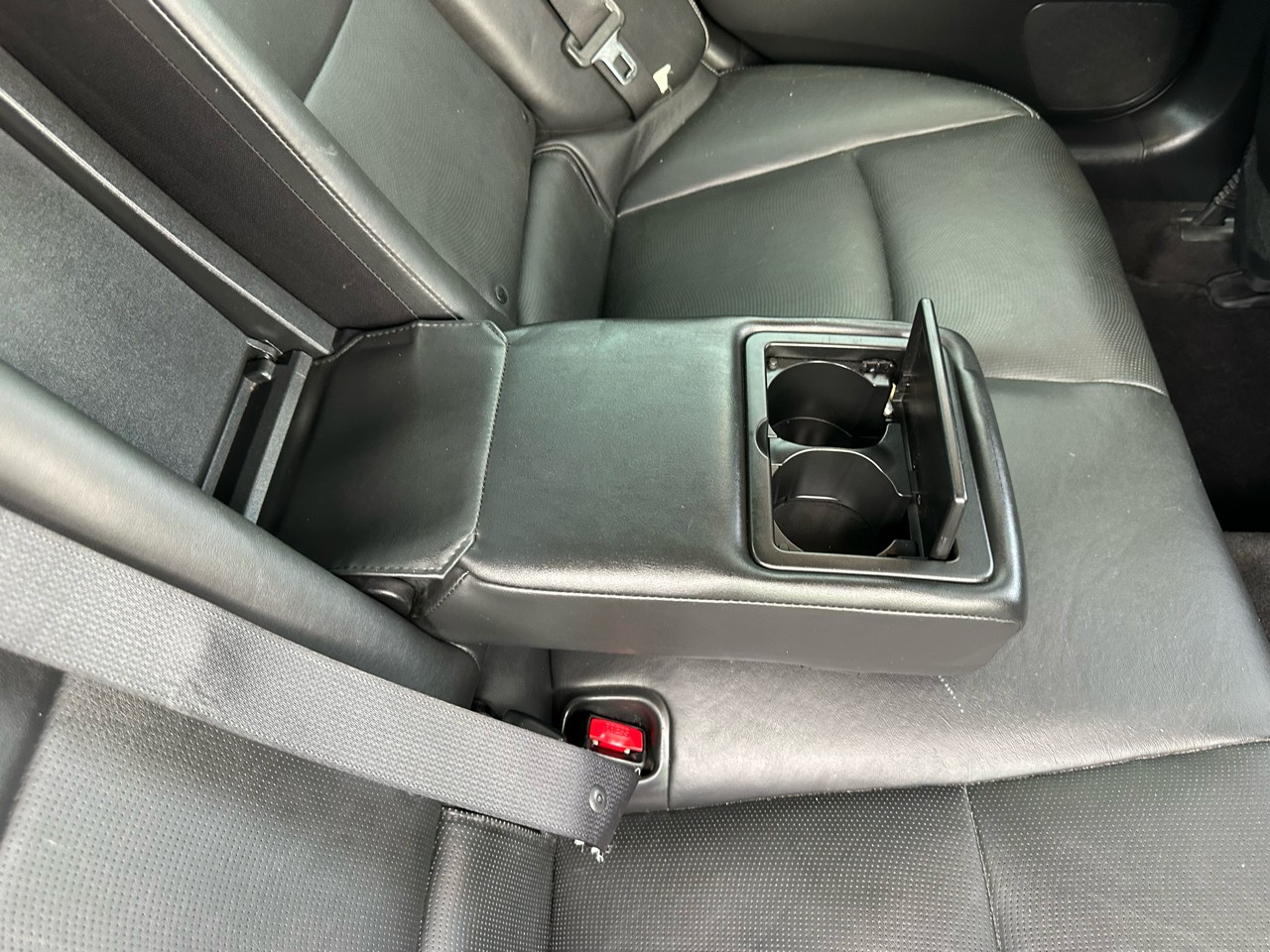 Infiniti Q50 4dr Sdn 2.0t Premium RWD 2016