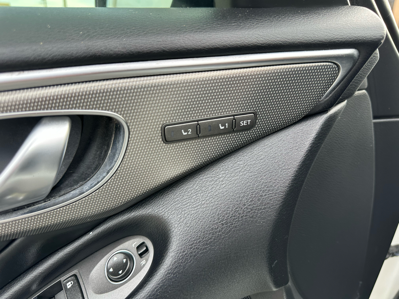 Infiniti Q50 4dr Sdn 2.0t Premium RWD 2016