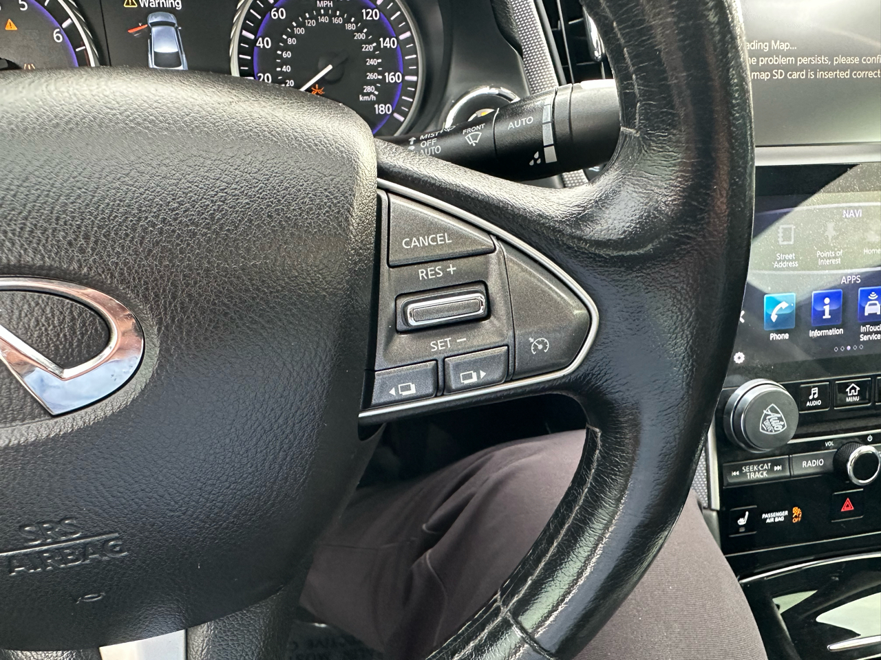 Infiniti Q50 4dr Sdn 2.0t Premium RWD 2016