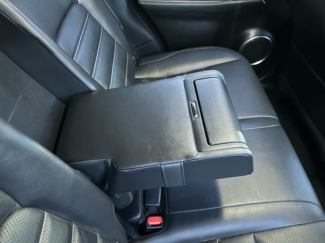 Lexus NX 200t FWD 4dr 2016