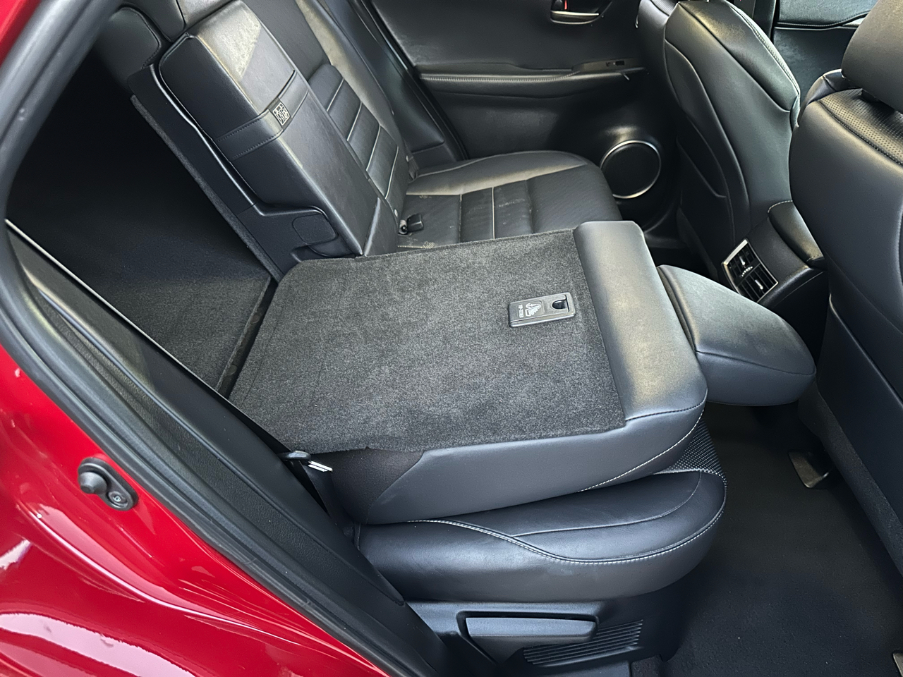 Lexus NX 200t FWD 4dr 2016