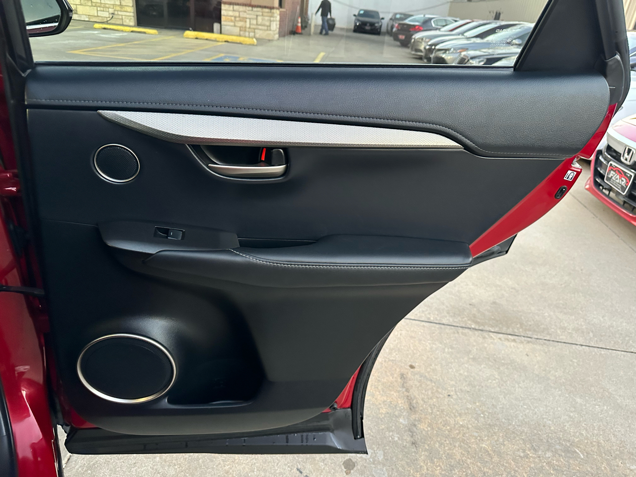 Lexus NX 200t FWD 4dr 2016