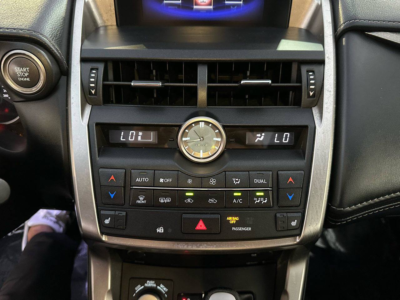 Lexus NX 200t FWD 4dr 2016