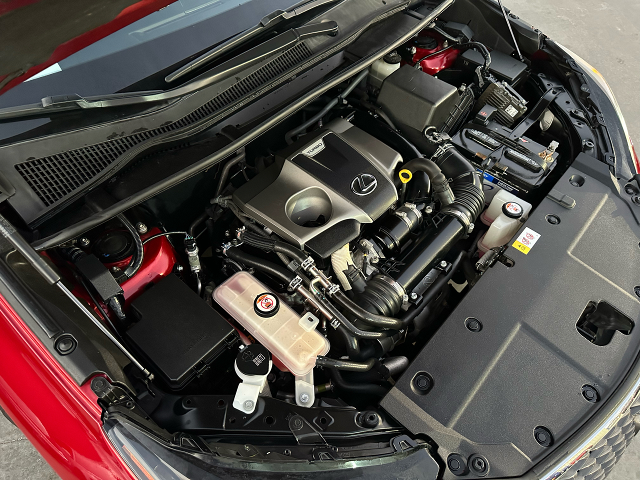 Lexus NX 200t FWD 4dr 2016