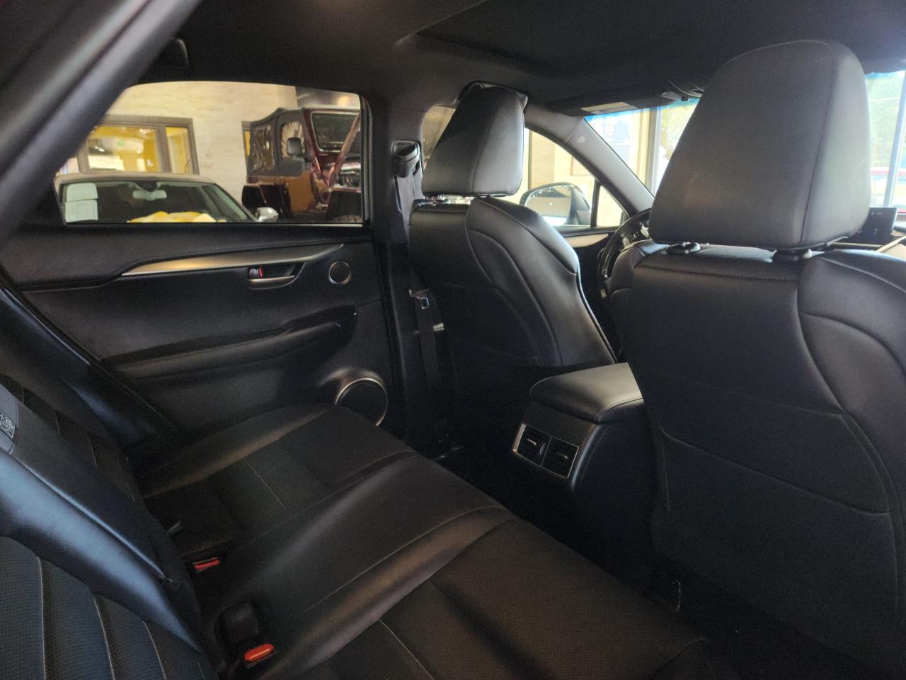 Lexus NX 200t FWD 4dr 2016