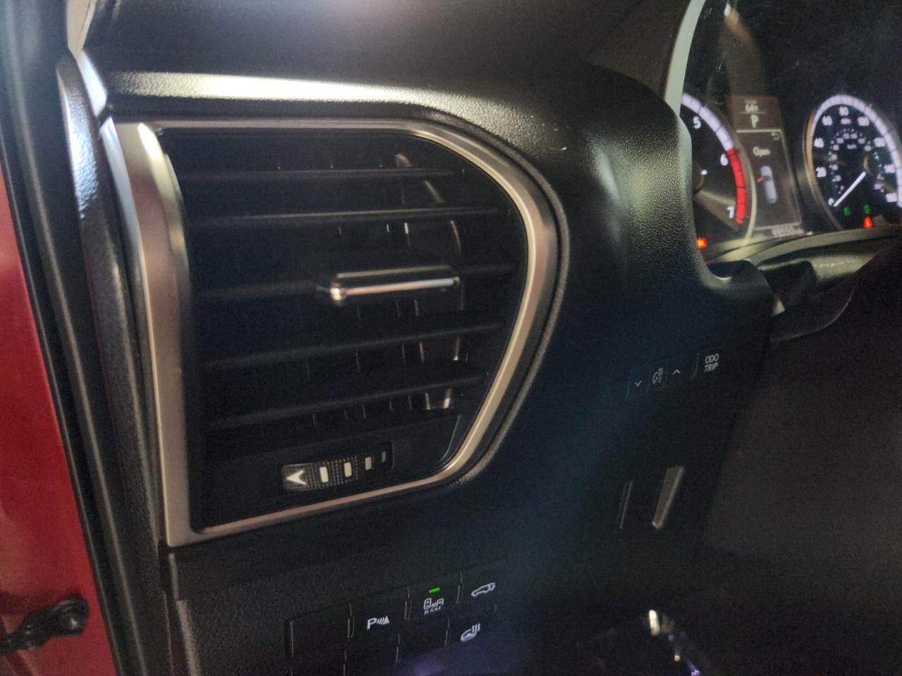 Lexus NX 200t FWD 4dr 2016