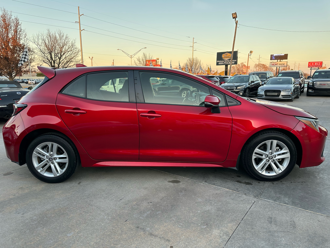 Toyota Corolla Hatchback SE CVT (Natl) 2022