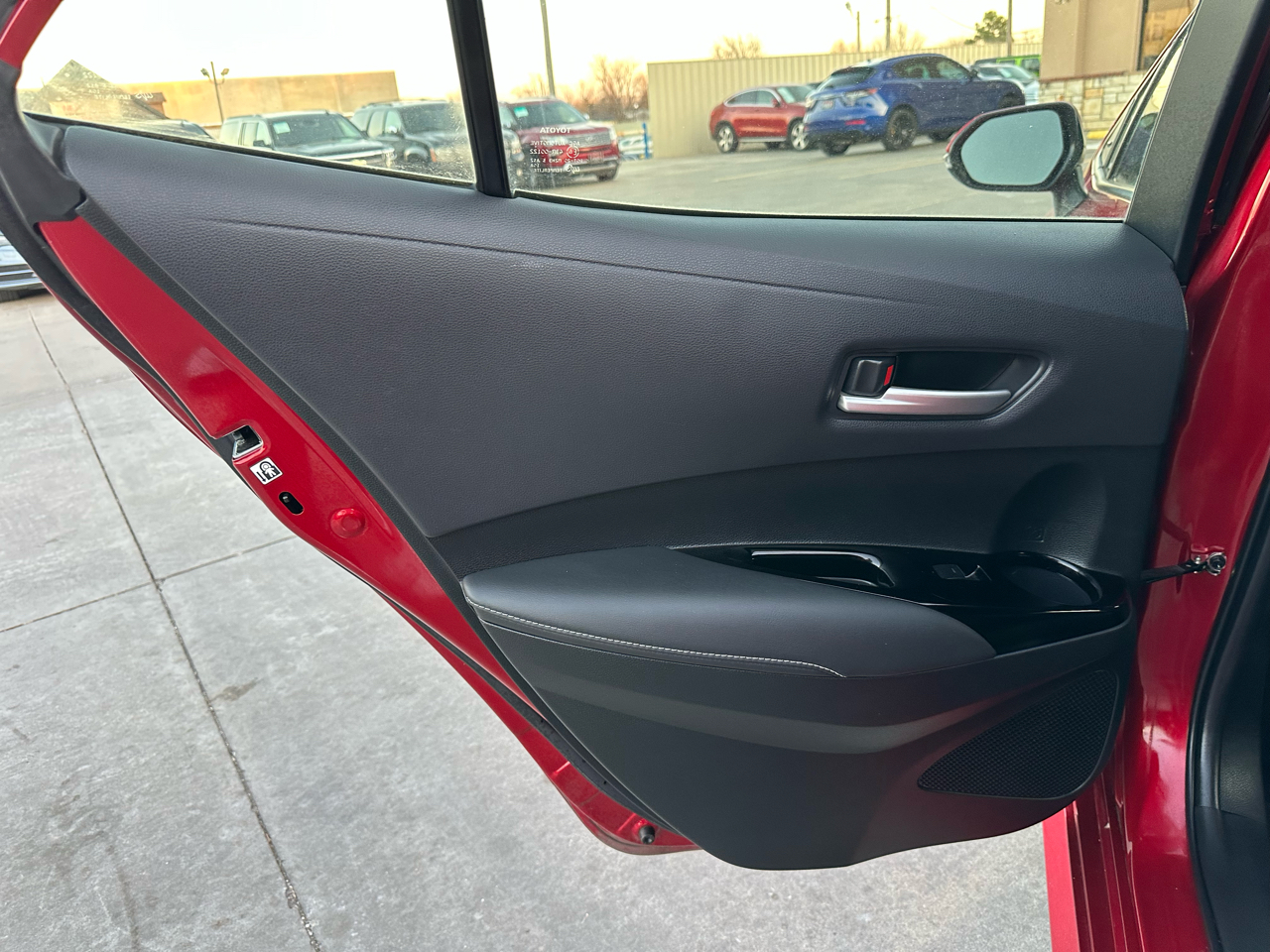 Toyota Corolla Hatchback SE CVT (Natl) 2022