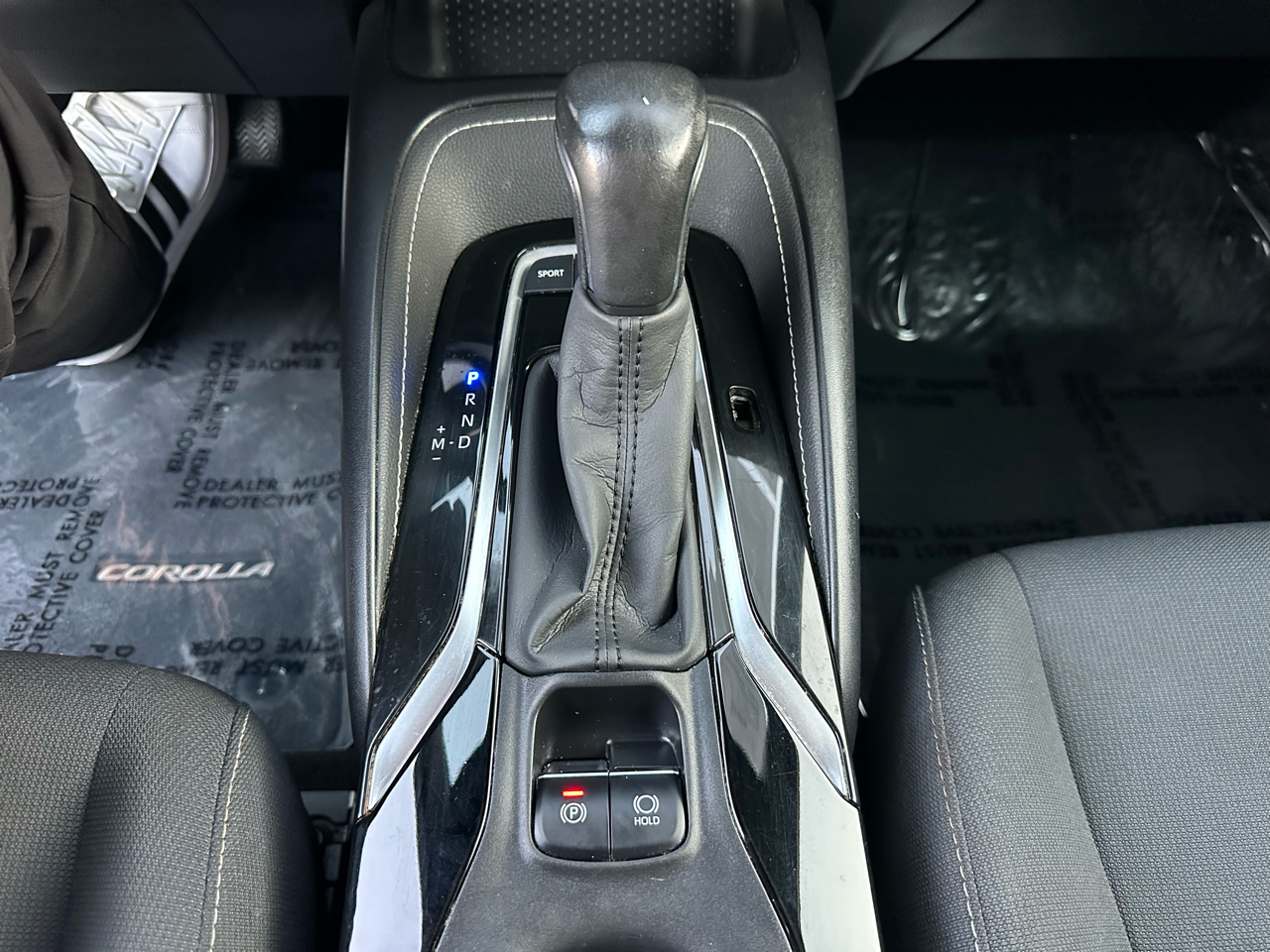 Toyota Corolla Hatchback SE CVT (Natl) 2022