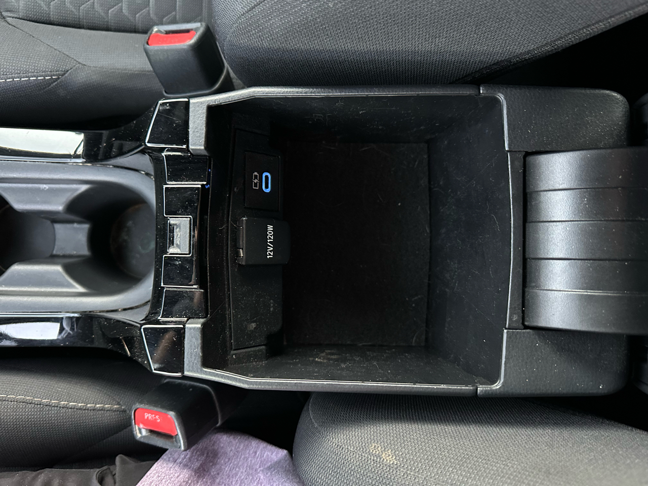 Toyota Corolla Hatchback SE CVT (Natl) 2022