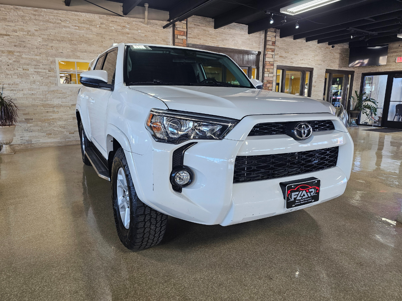 2016 Toyota 4Runner RWD 4dr V6 SR5 (Natl)