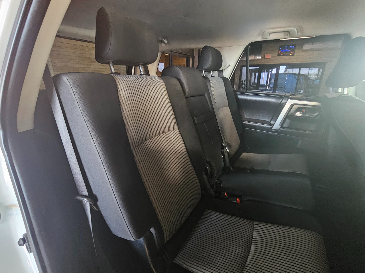 Toyota 4Runner RWD 4dr V6 SR5 (Natl) 2016