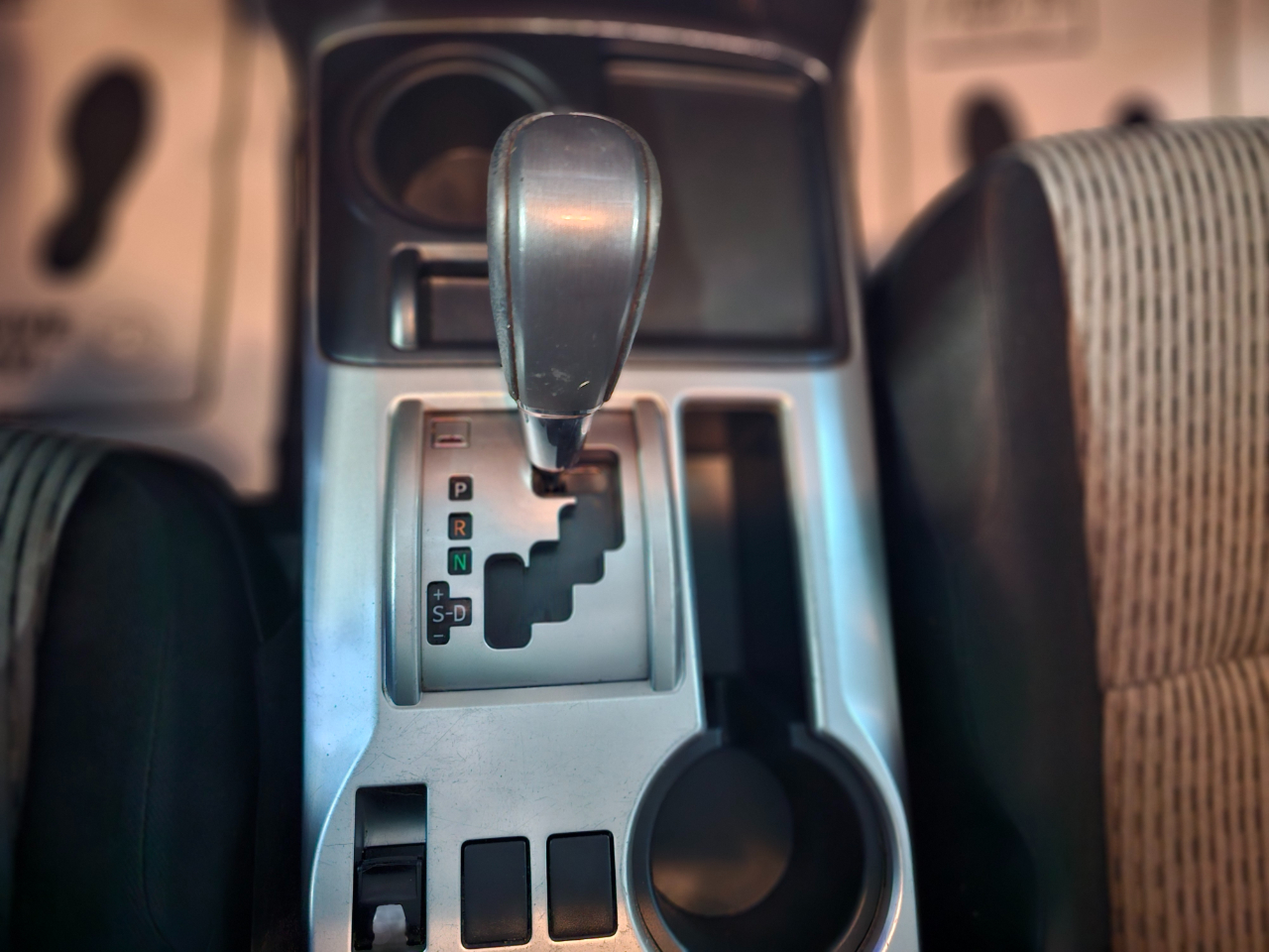 Toyota 4Runner RWD 4dr V6 SR5 (Natl) 2016