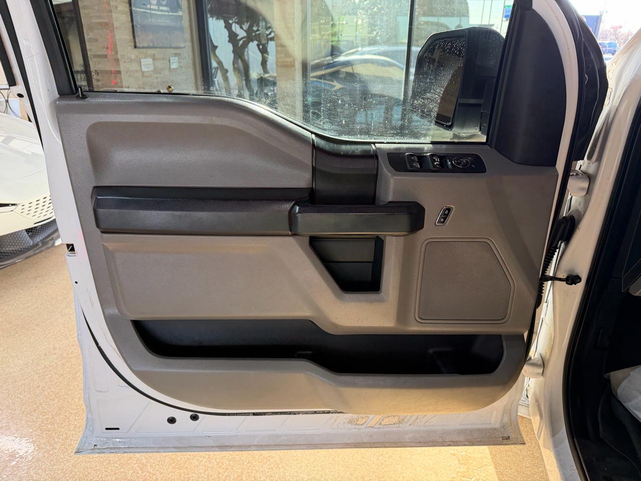 Ford F-150 XL 4WD SuperCrew 5.5' Box 2018