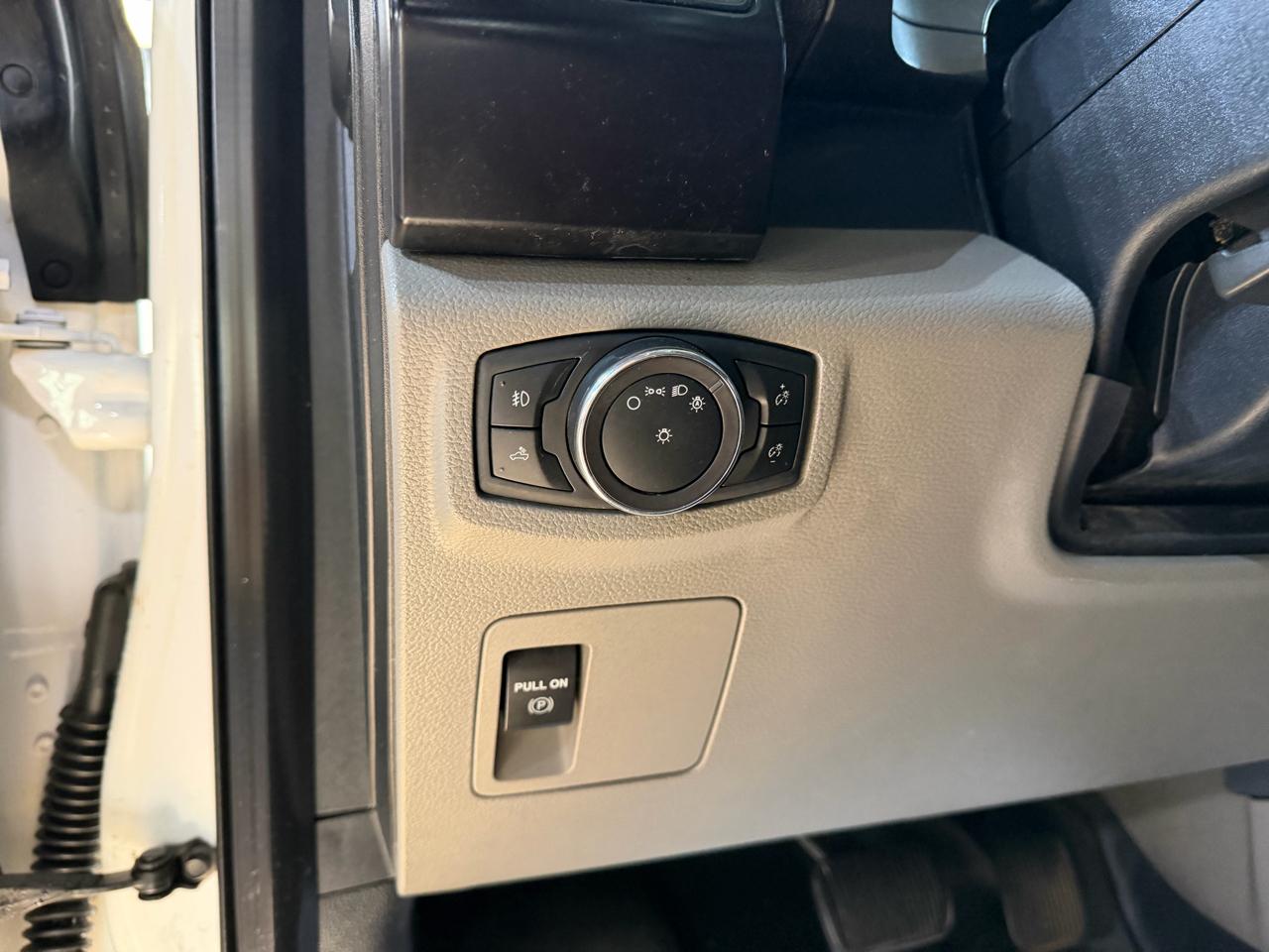 Ford F-150 XL 4WD SuperCrew 5.5' Box 2018