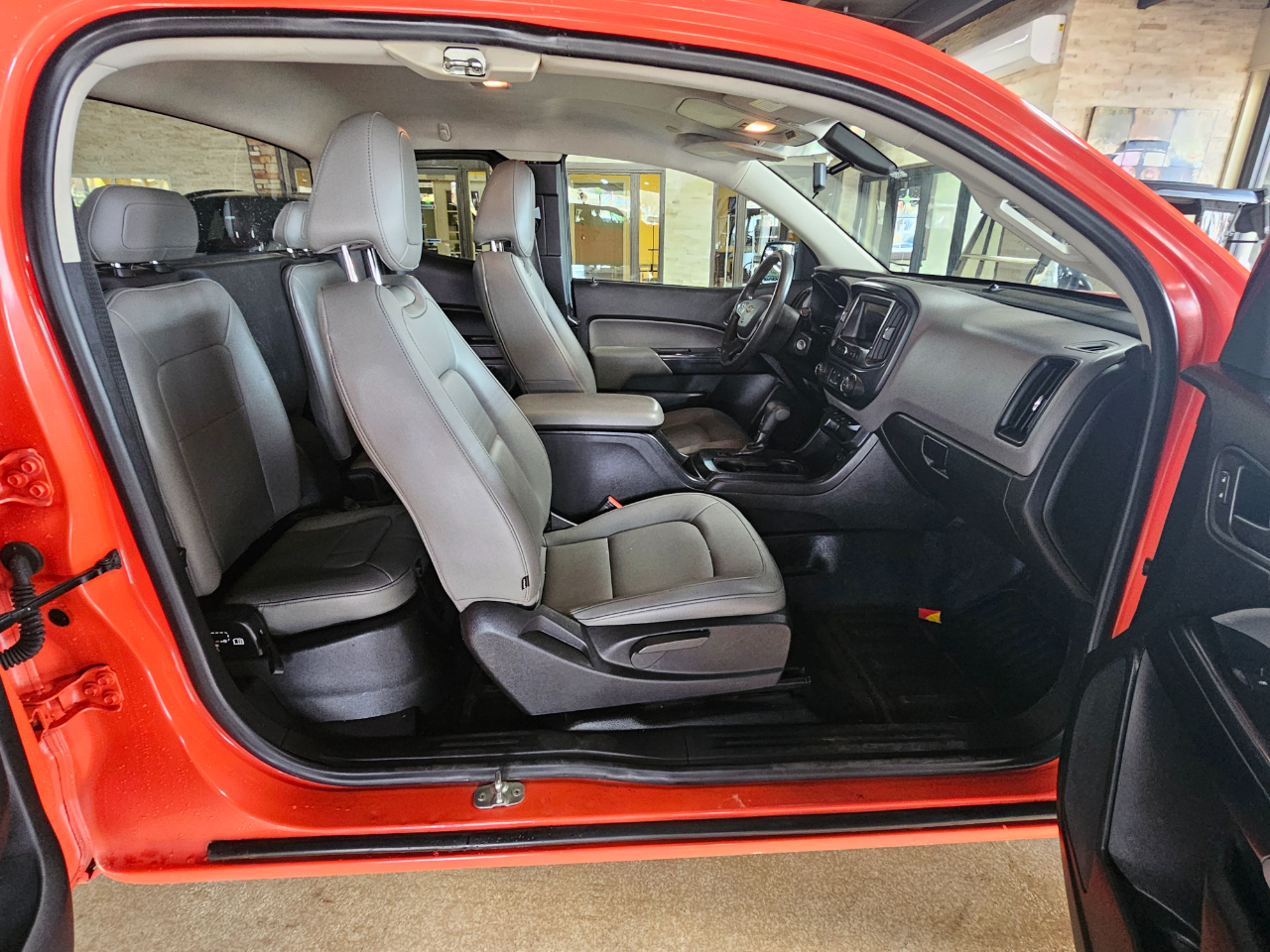 Chevrolet Colorado 2WD Ext Cab 128.3" Work Truck 2019