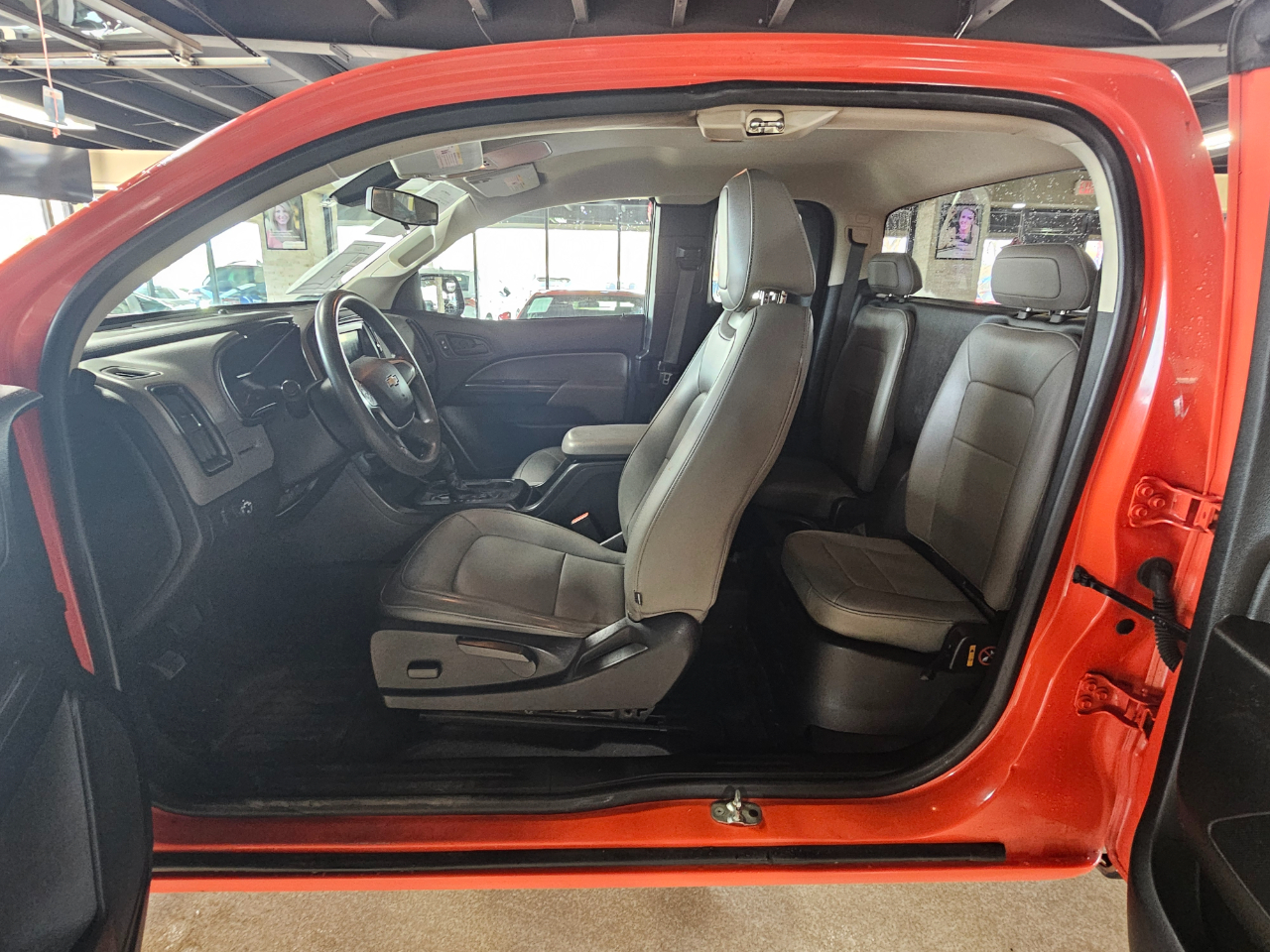 Chevrolet Colorado 2WD Ext Cab 128.3" Work Truck 2019