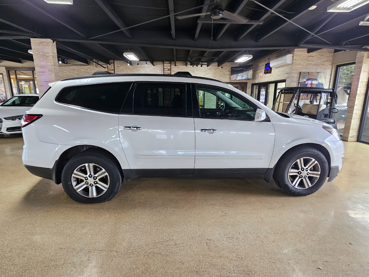 Chevrolet Traverse FWD 4dr LT w/1LT 2017