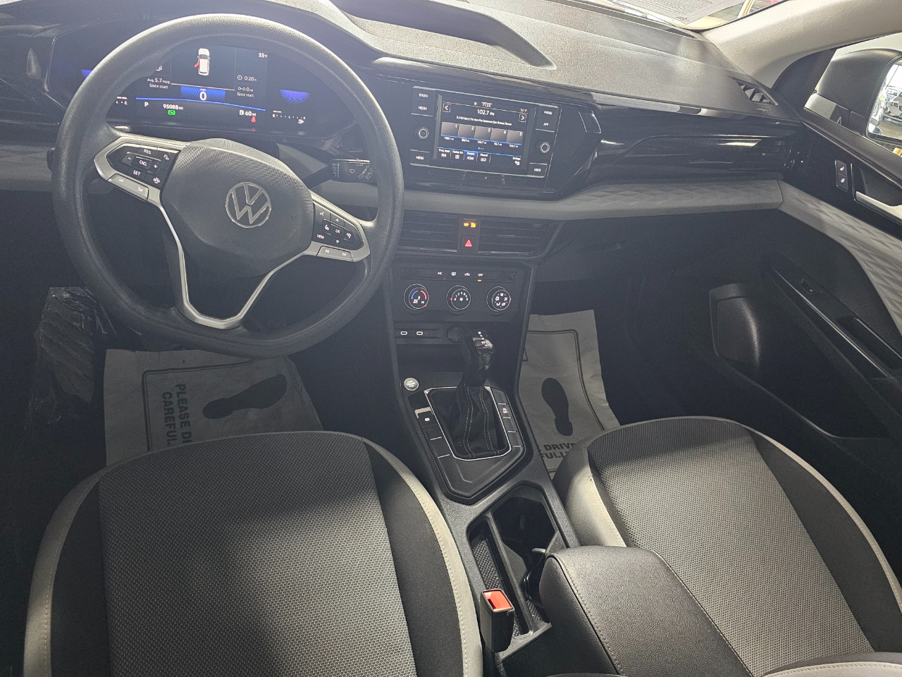Volkswagen Taos S FWD 2022