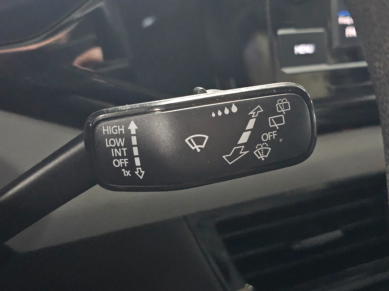 Volkswagen Taos S FWD 2022