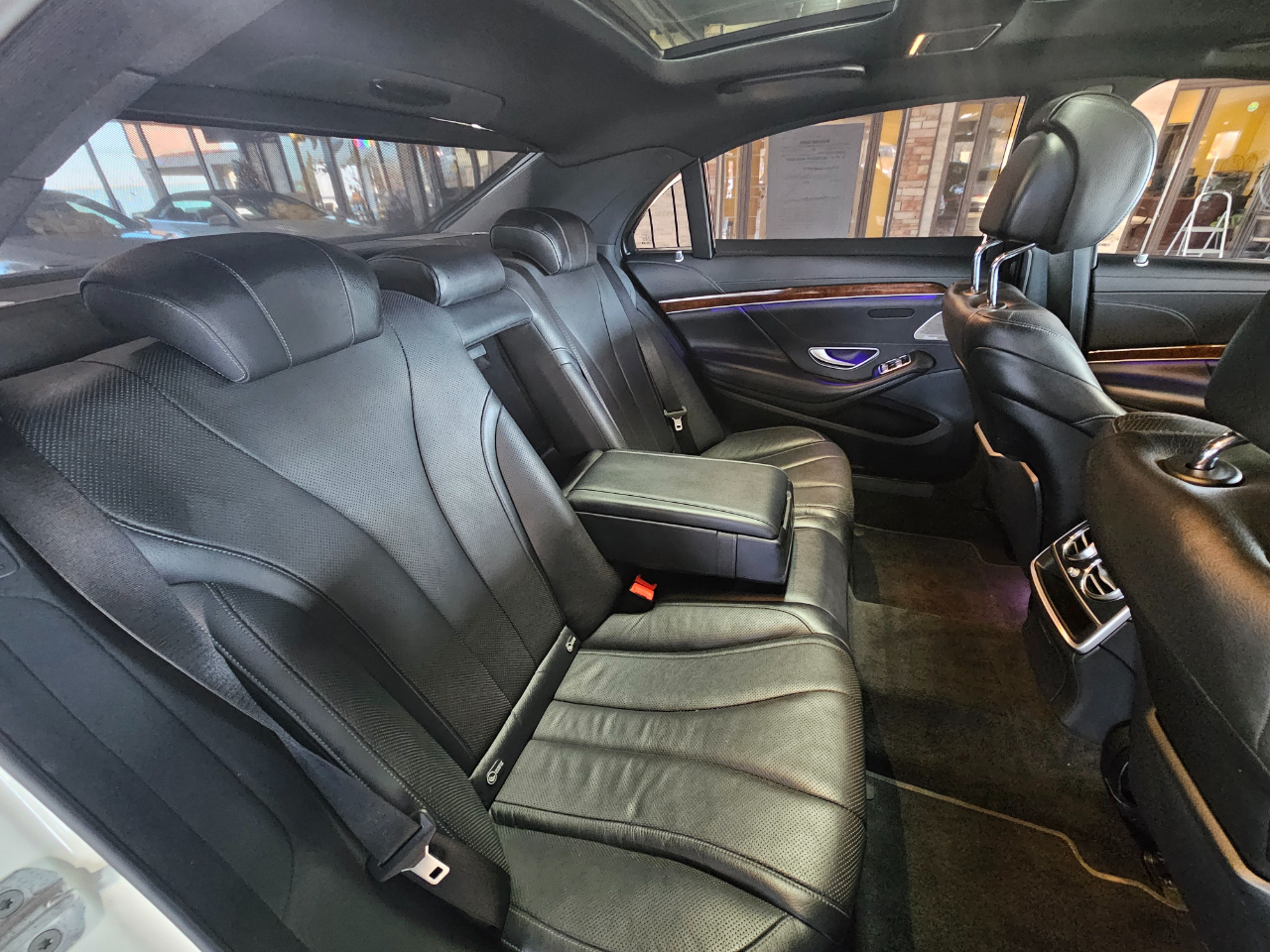 Mercedes-Benz S-Class 4dr Sdn S 550 4MATIC 2015