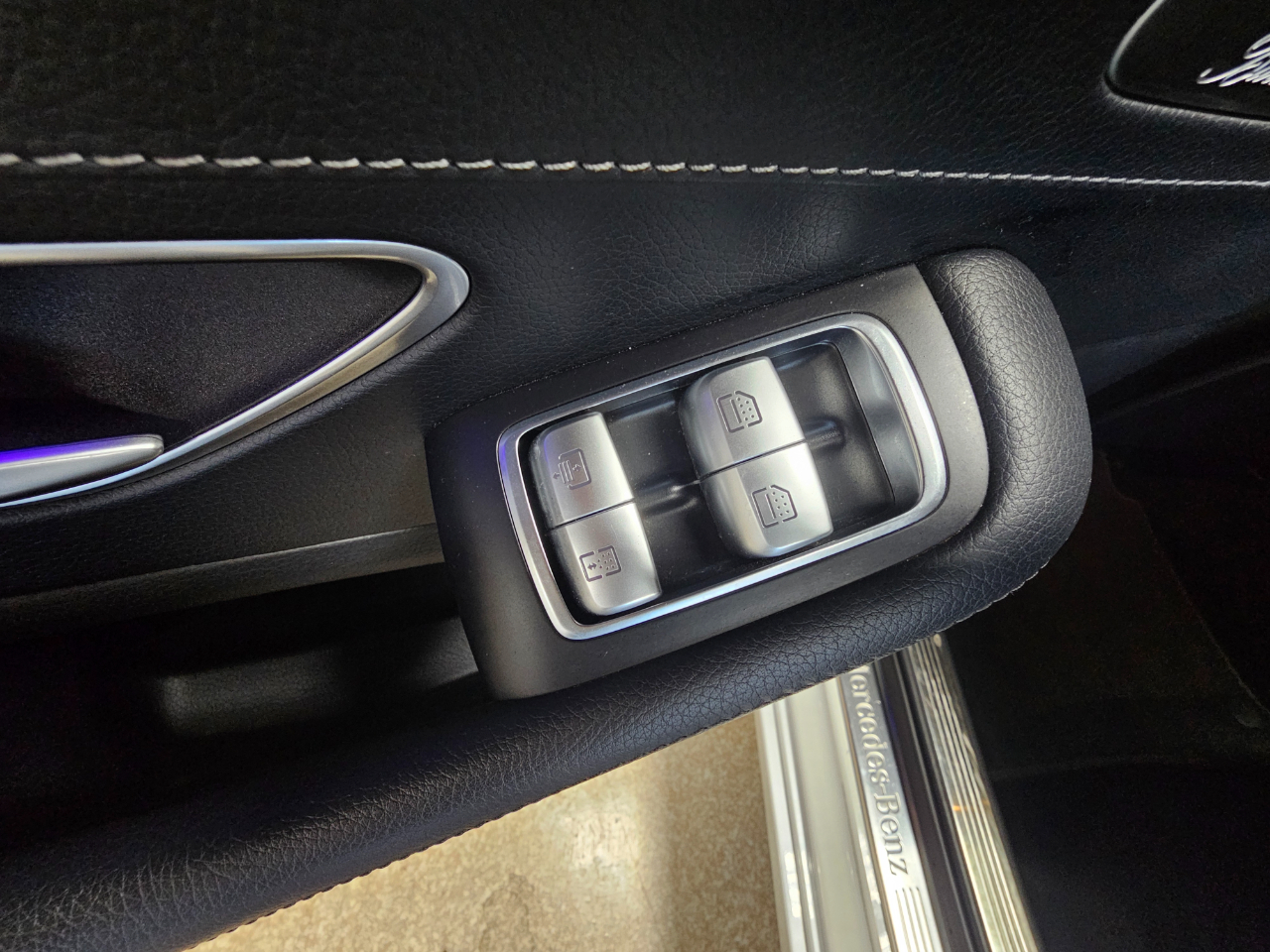 Mercedes-Benz S-Class 4dr Sdn S 550 4MATIC 2015