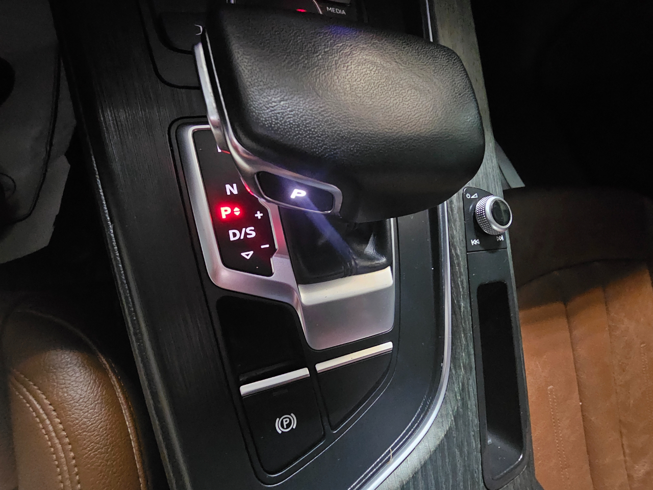 Audi A4 Titanium Premium 40 TFSI 2019